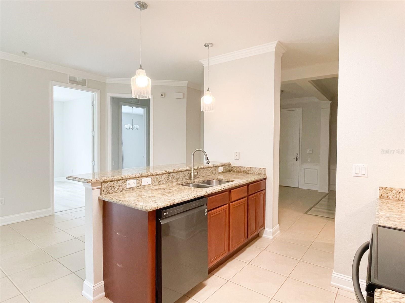 Image 26 of 34 For 3368 Robert Trent Jones Drive 30308