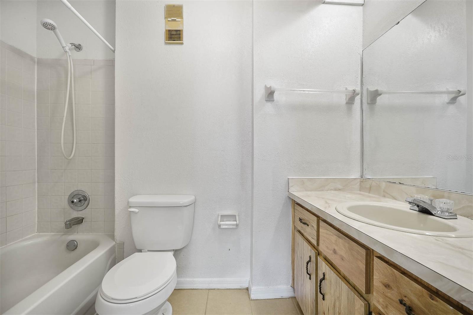 Image 15 of 26 For 12062 Tift Circle