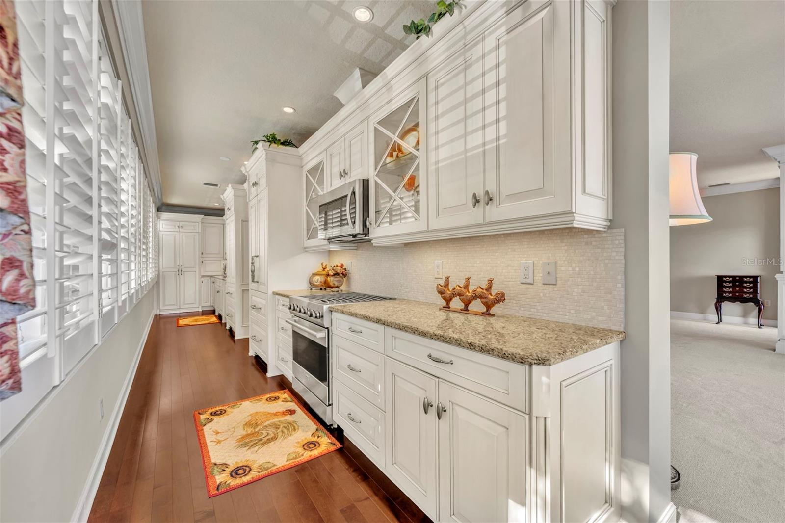 Image 11 of 32 For 311 Morse Boulevard 2 - 5