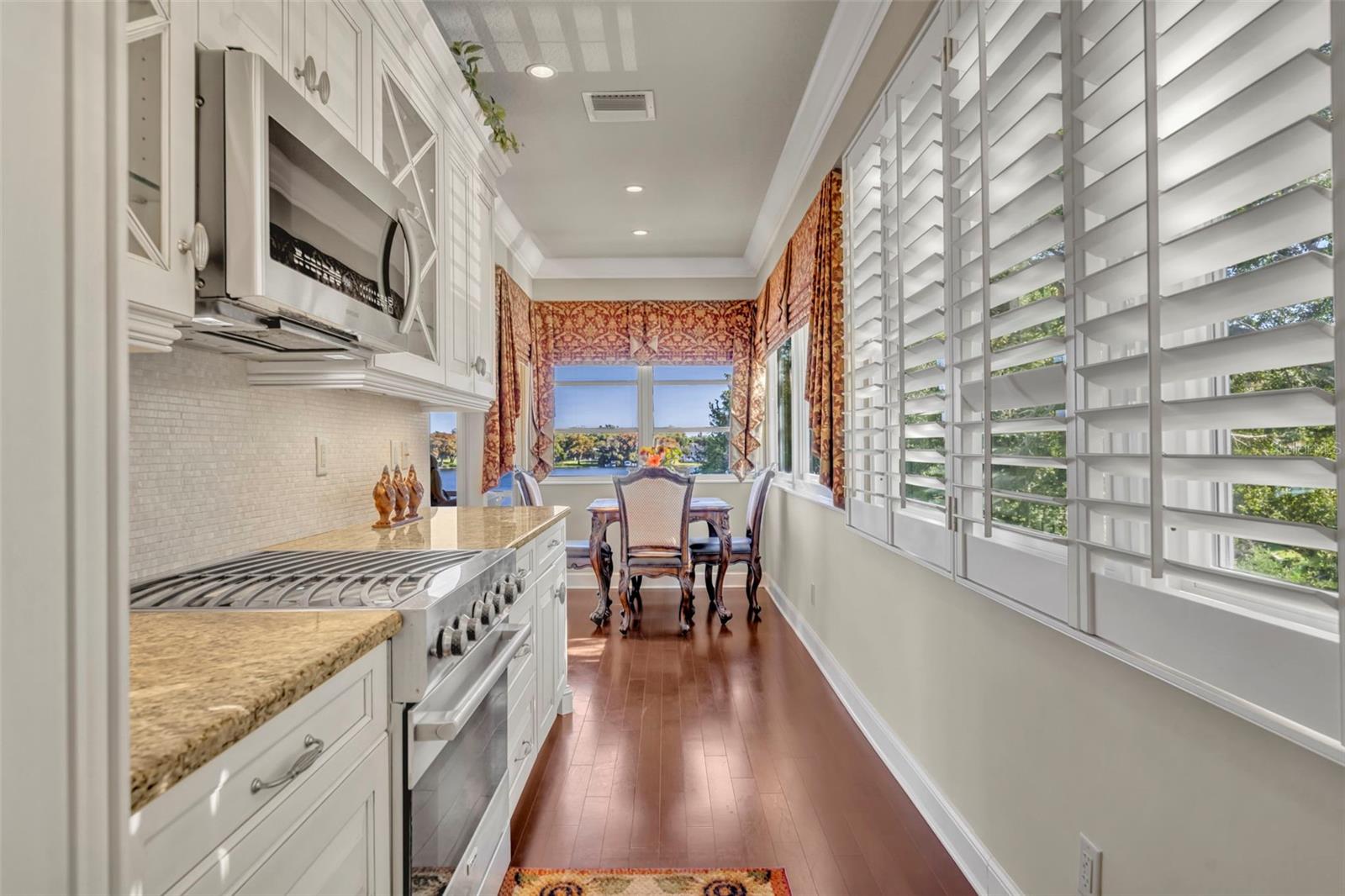 Image 12 of 32 For 311 Morse Boulevard 2 - 5