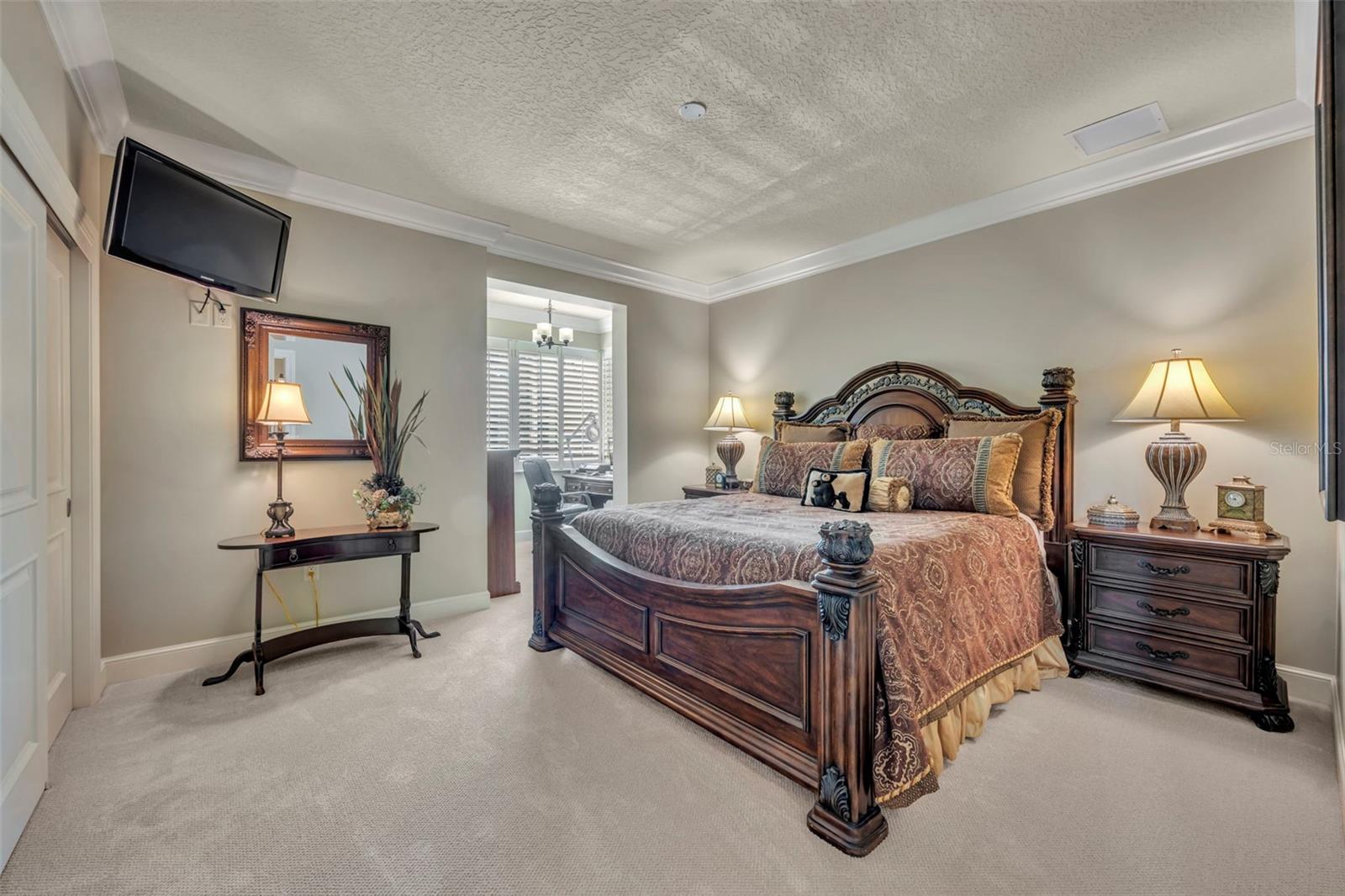 Image 16 of 32 For 311 Morse Boulevard 2 - 5