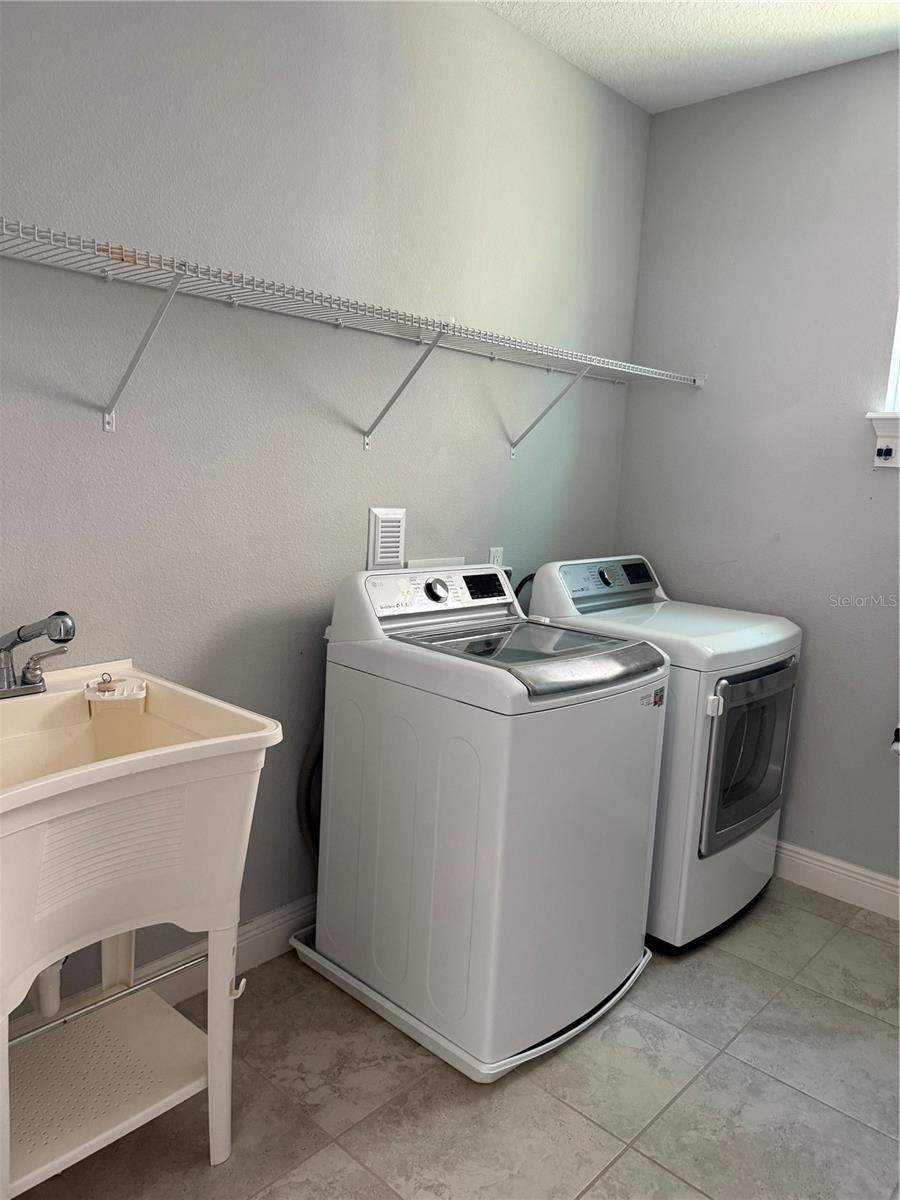 Image 28 of 31 For 8160 Iron Mountain Trail