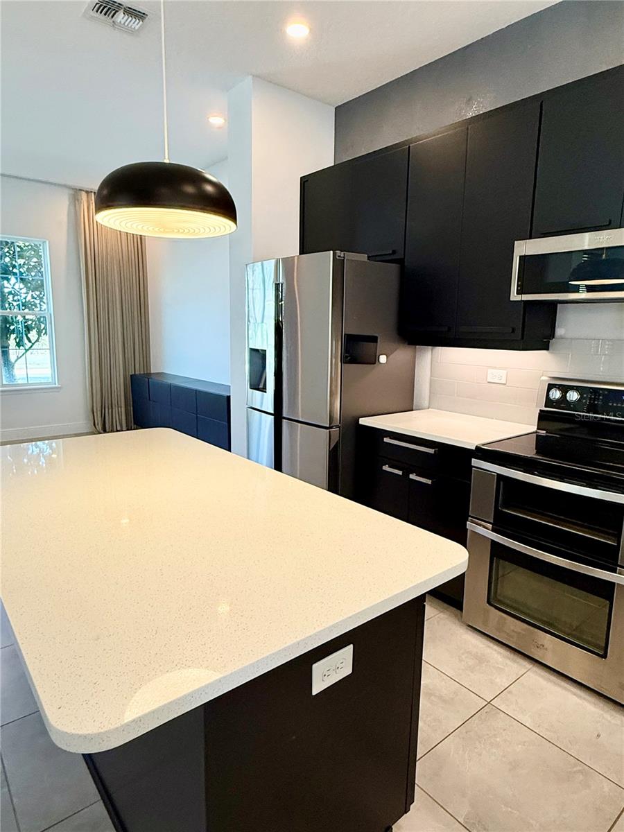 Image 4 of 31 For 8160 Iron Mountain Trail