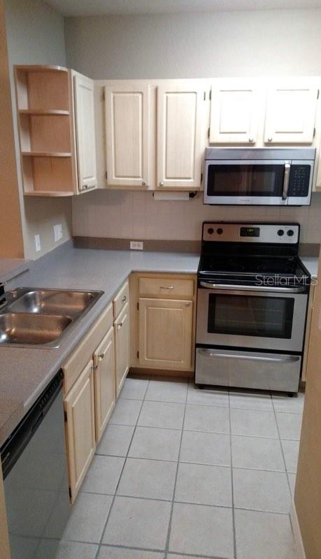 Image 6 of 12 For 2729 Maitland Crossing Way 203