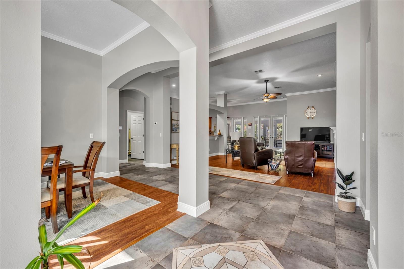 Image 2 of 34 For 419 Blue Water Edge Drive