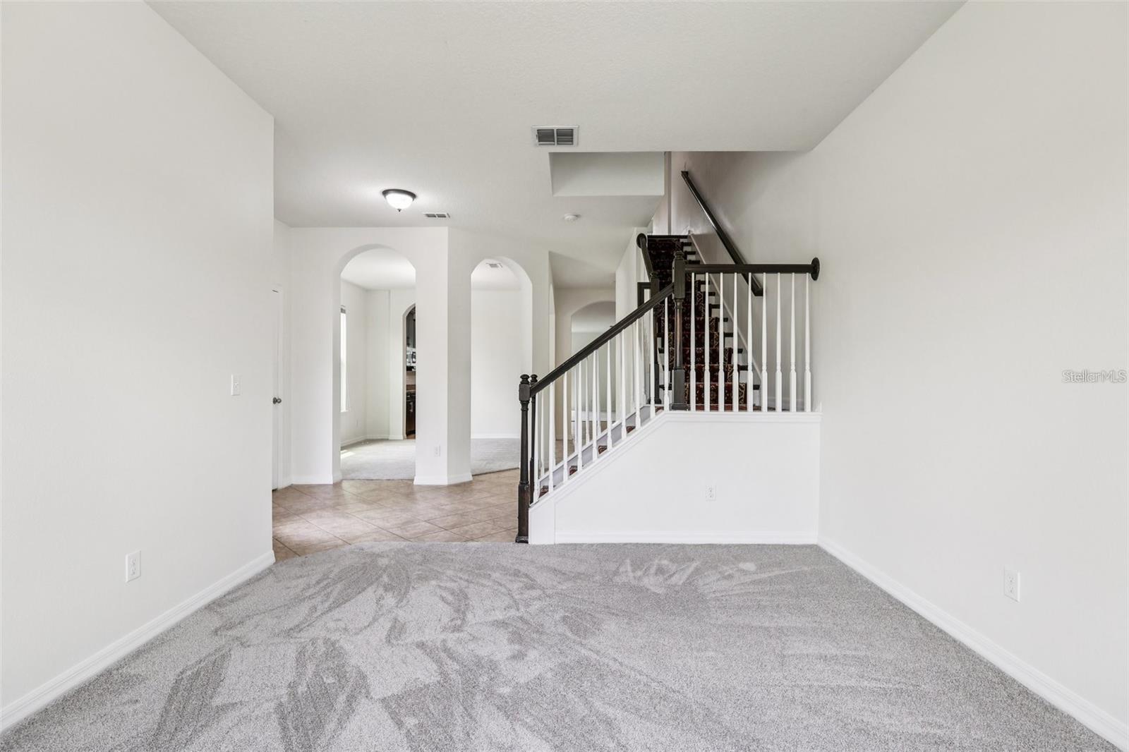 Image 7 of 21 For 1126 Maumee Street