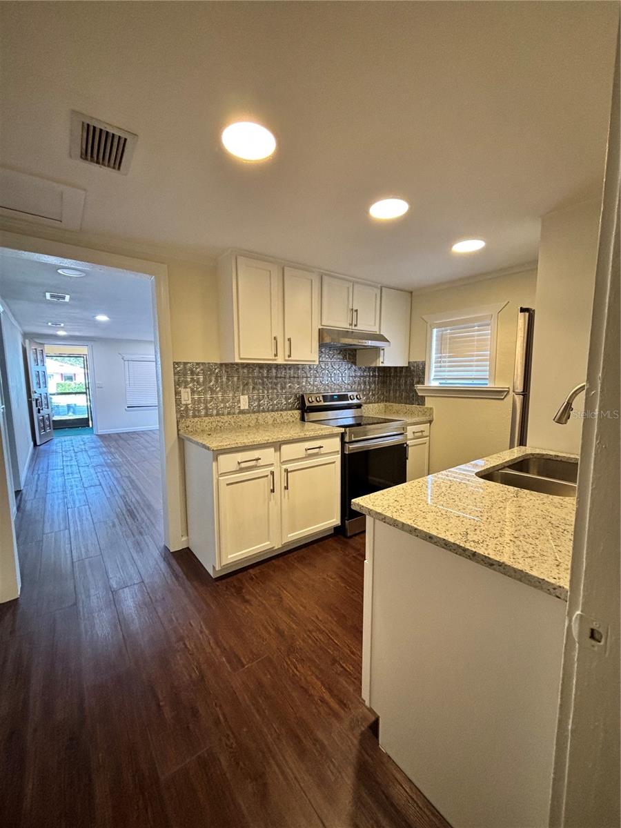 Image 6 of 8 For 2511 Crawford Drive