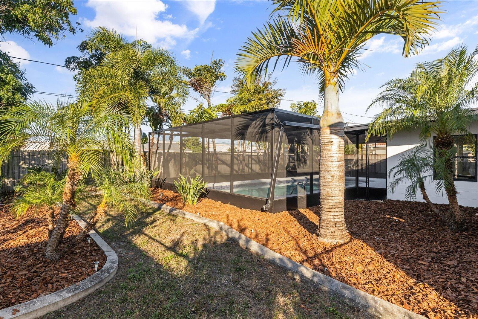 Image 23 of 33 For 6072 15th Way N