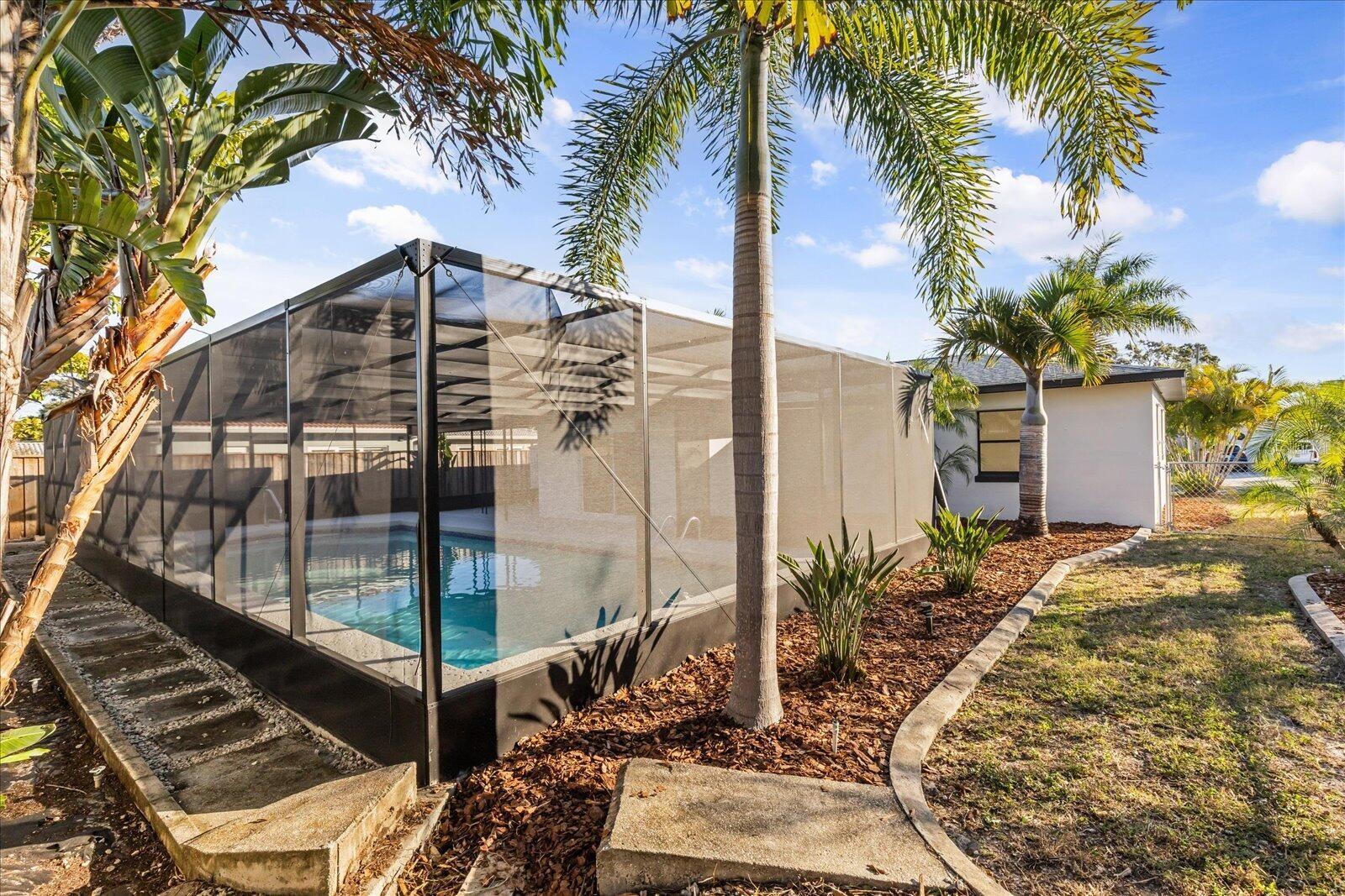 Image 24 of 33 For 6072 15th Way N