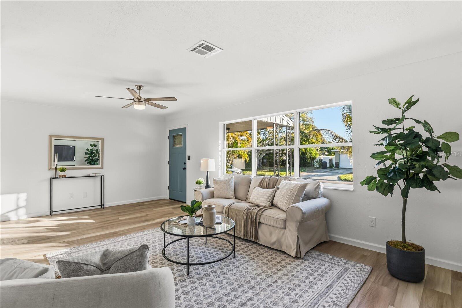 Image 8 of 33 For 6072 15th Way N