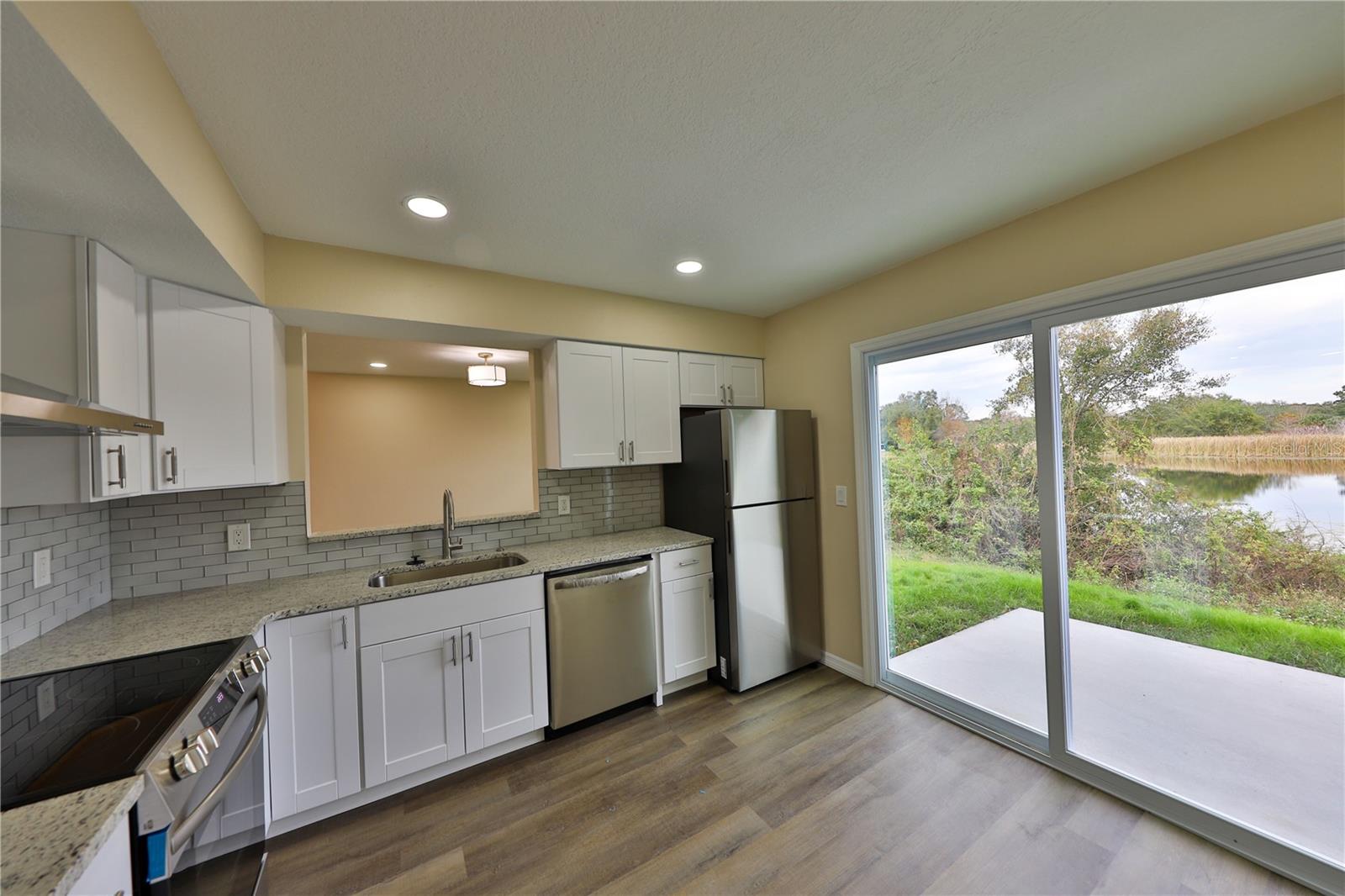 Image 5 of 27 For 9872 Bubbling Brook Court