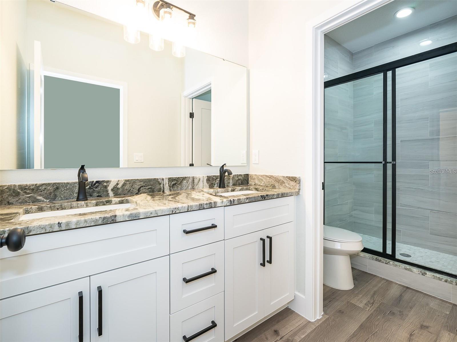 Image 10 of 19 For 369 Myrtle Street