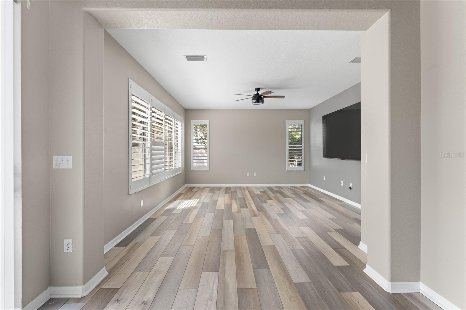 Image 33 of 69 For 1291 Blackrush Drive