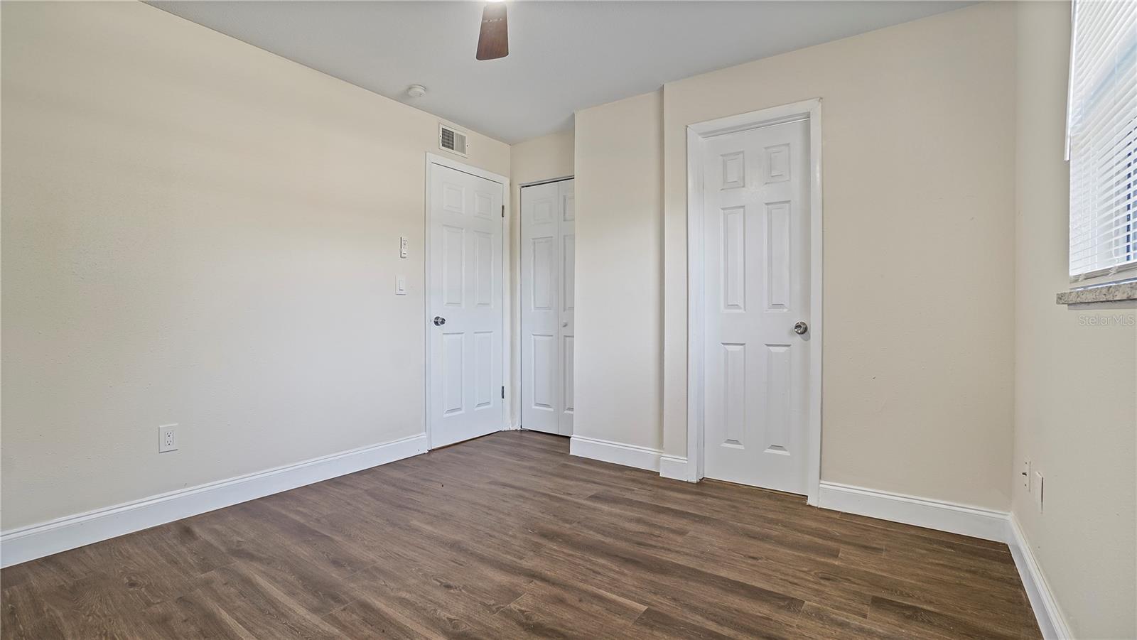 Image 16 of 23 For 7906 Arabian Place