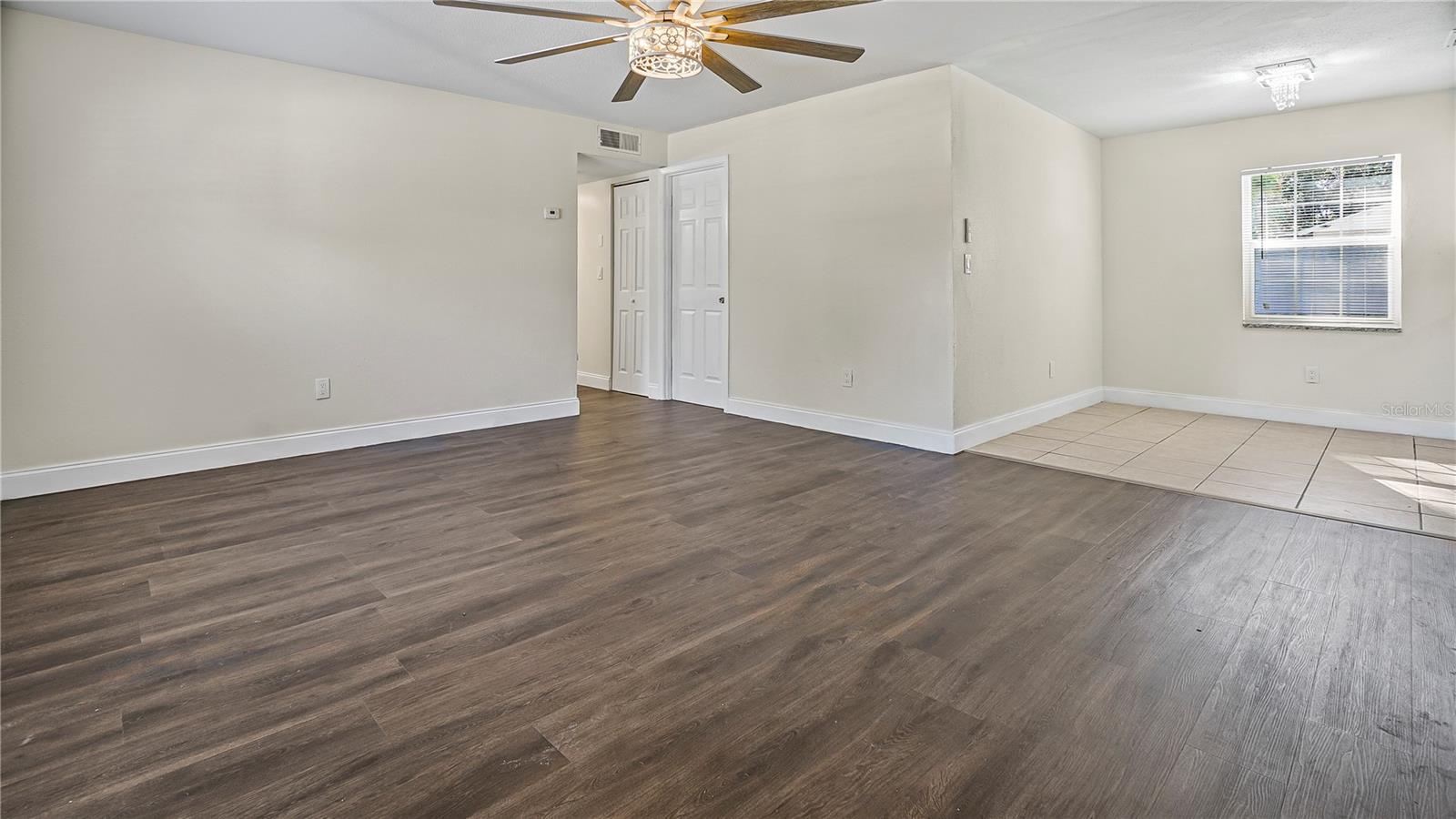 Image 9 of 23 For 7906 Arabian Place