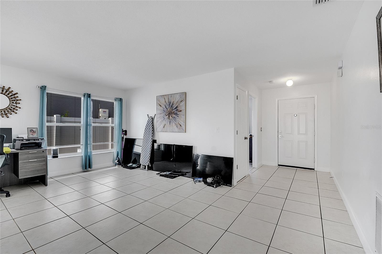 Image 29 of 64 For 3030 Holland Drive