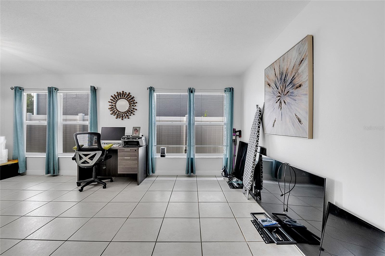 Image 30 of 64 For 3030 Holland Drive