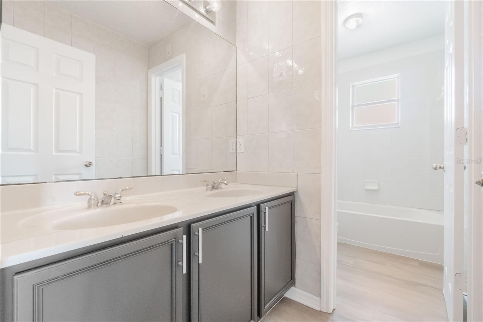 Image 25 of 36 For 5456 Crepe Myrtle Circle