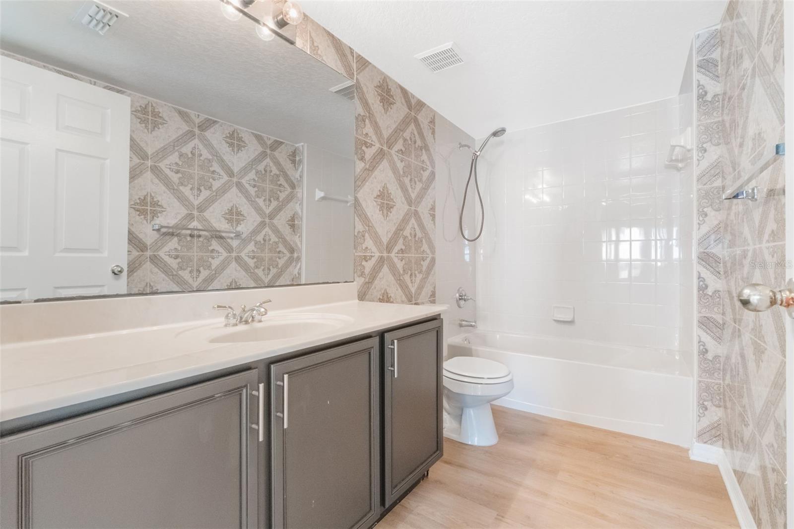 Image 29 of 36 For 5456 Crepe Myrtle Circle