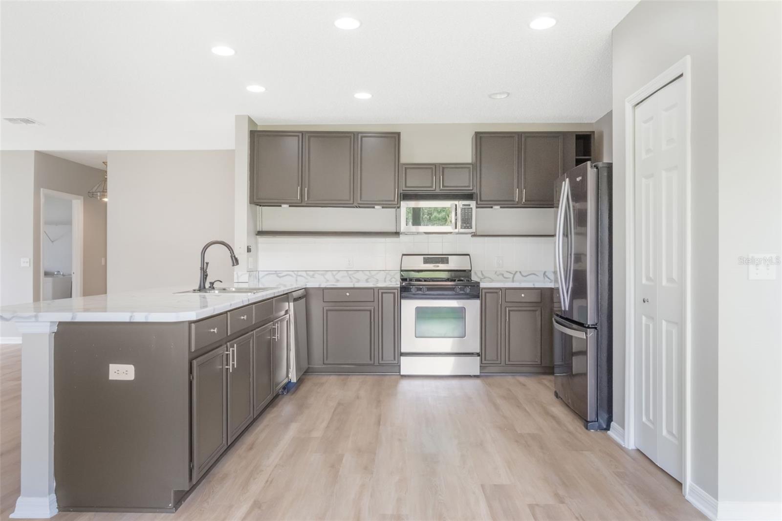 Image 5 of 36 For 5456 Crepe Myrtle Circle