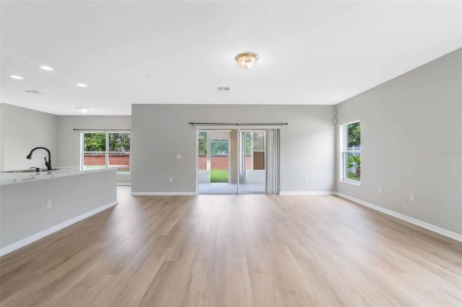 Image 8 of 36 For 5456 Crepe Myrtle Circle