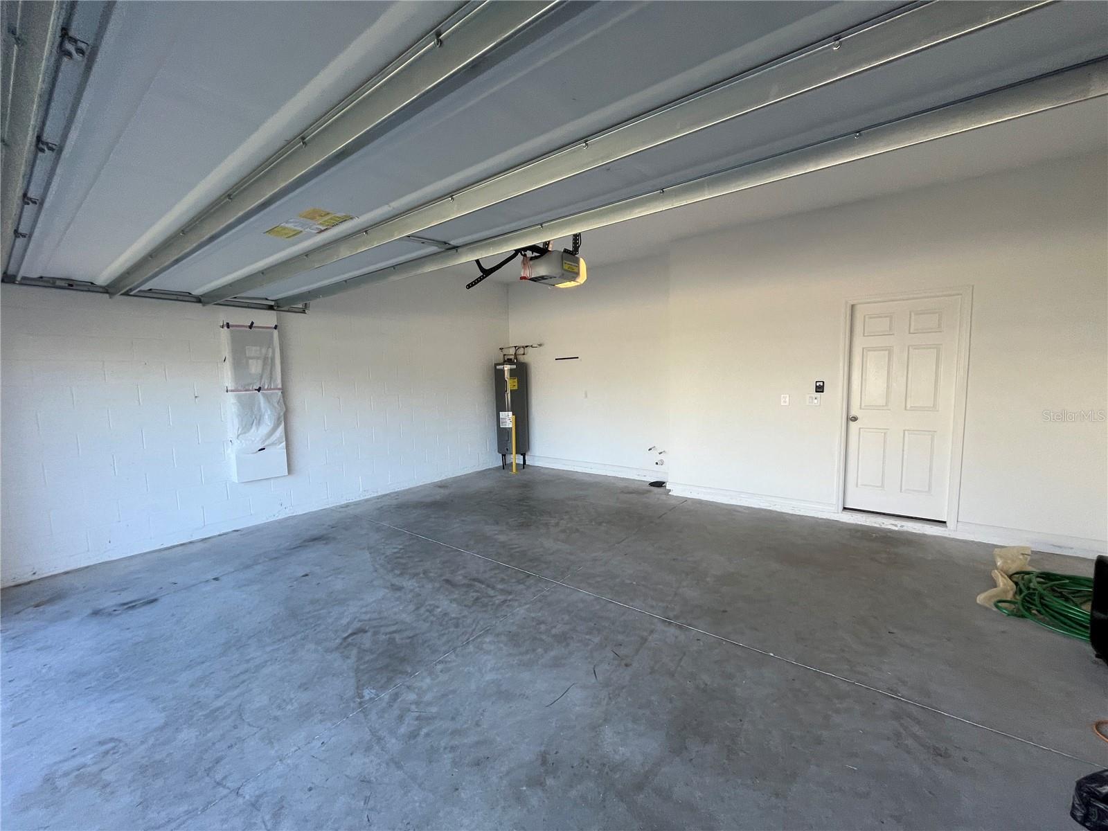 Image 23 of 23 For 15114 Stuttgart Alley