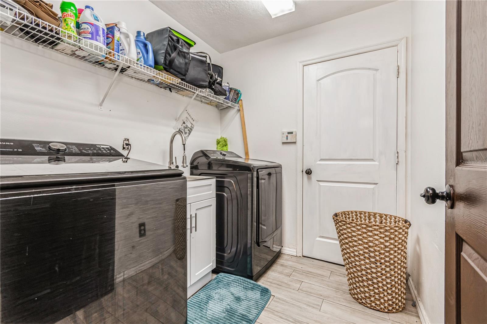 Image 13 of 28 For 2405 Abalone Boulevard