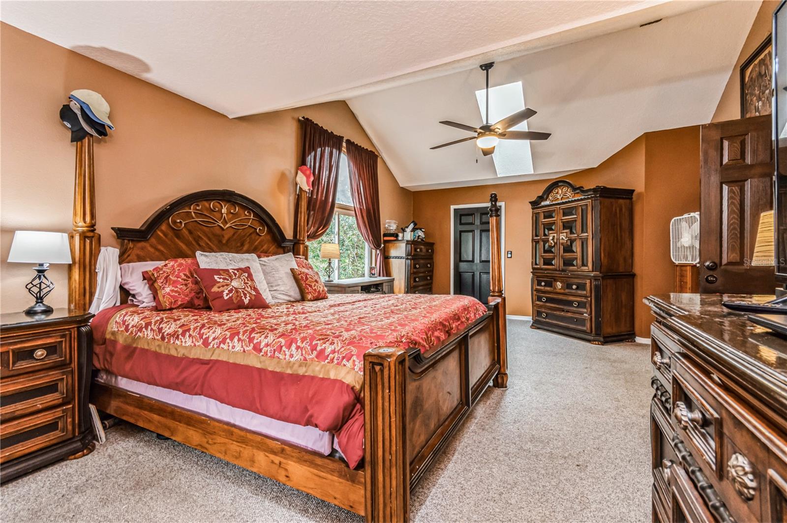 Image 15 of 28 For 2405 Abalone Boulevard