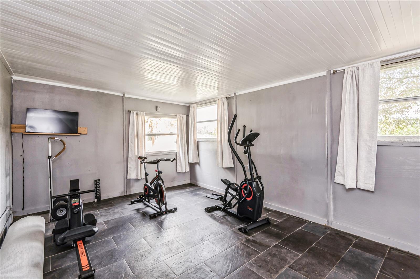 Image 28 of 28 For 2405 Abalone Boulevard