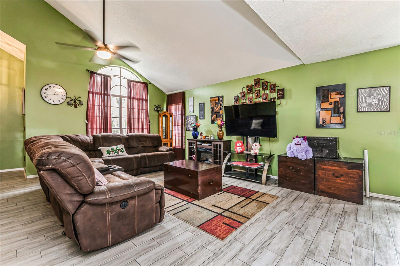 Image 6 of 28 For 2405 Abalone Boulevard