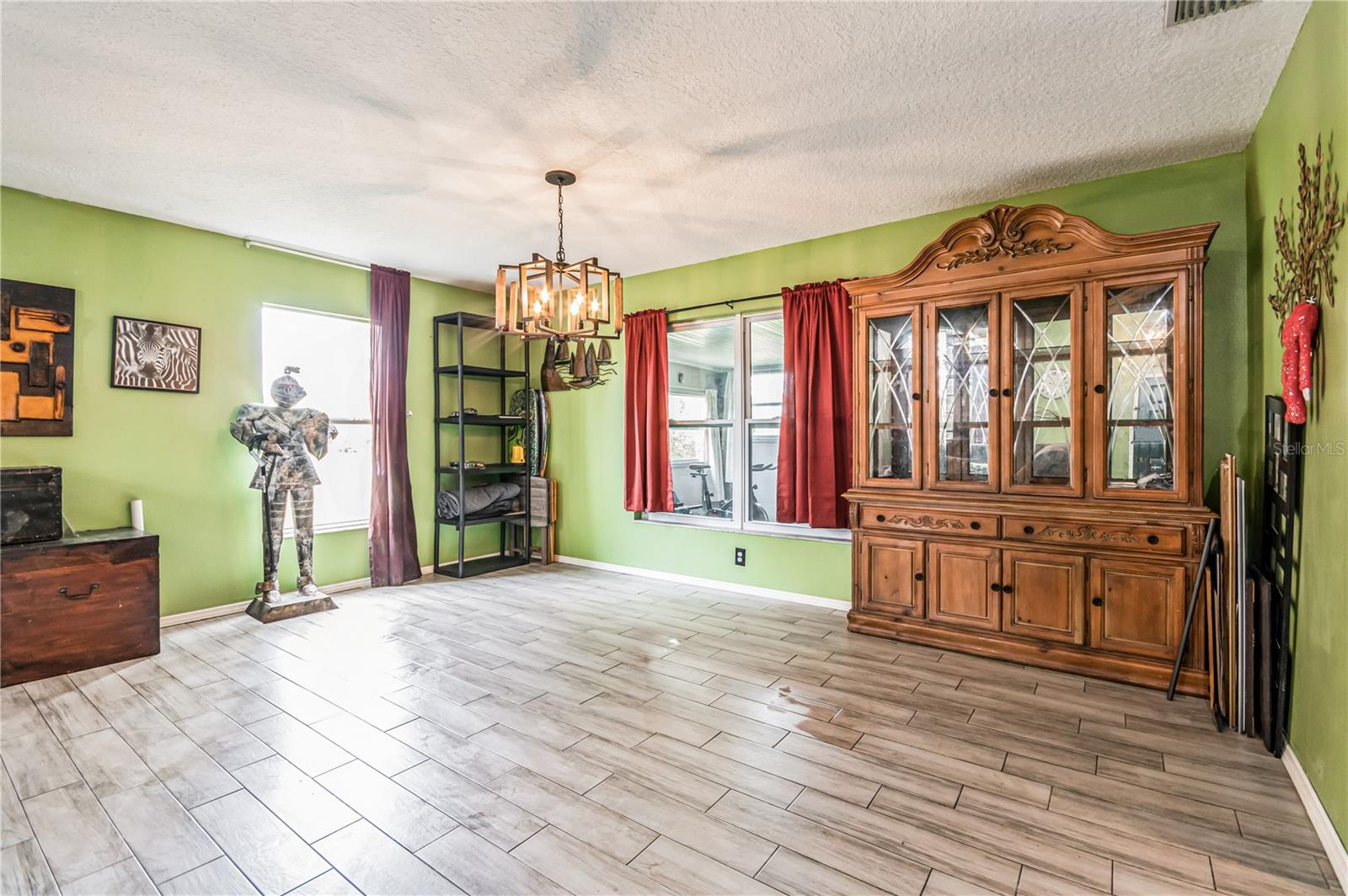 Image 7 of 28 For 2405 Abalone Boulevard