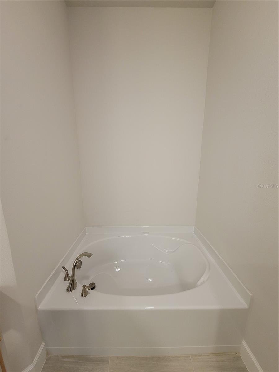 Image 17 of 46 For 5068 Tennessee Lake Drive