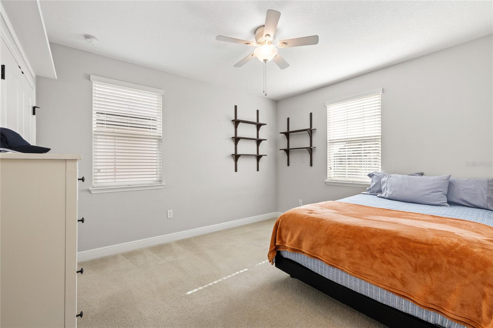 Image 32 of 55 For 14673 Glade Hill Park Way