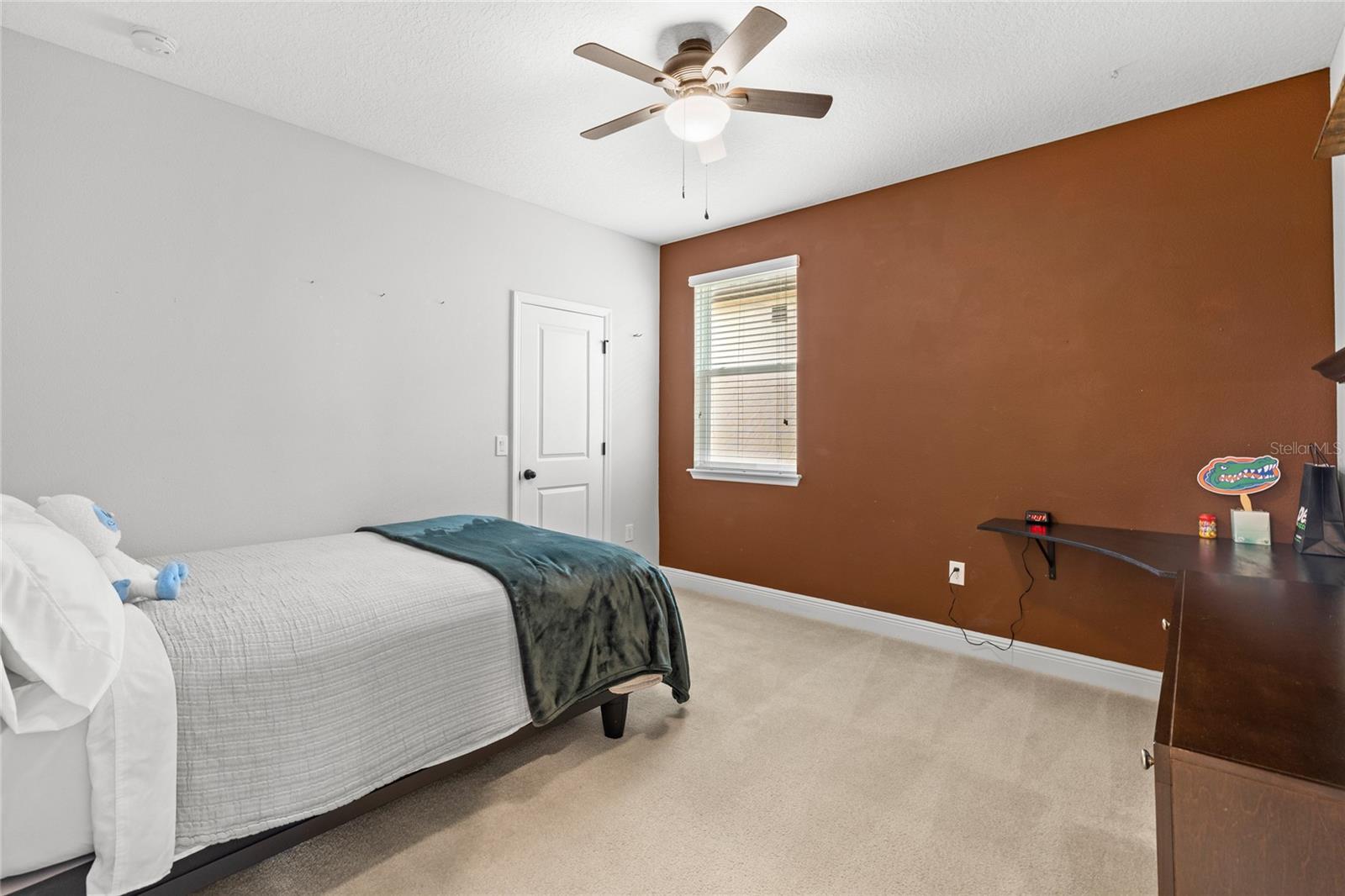 Image 35 of 55 For 14673 Glade Hill Park Way