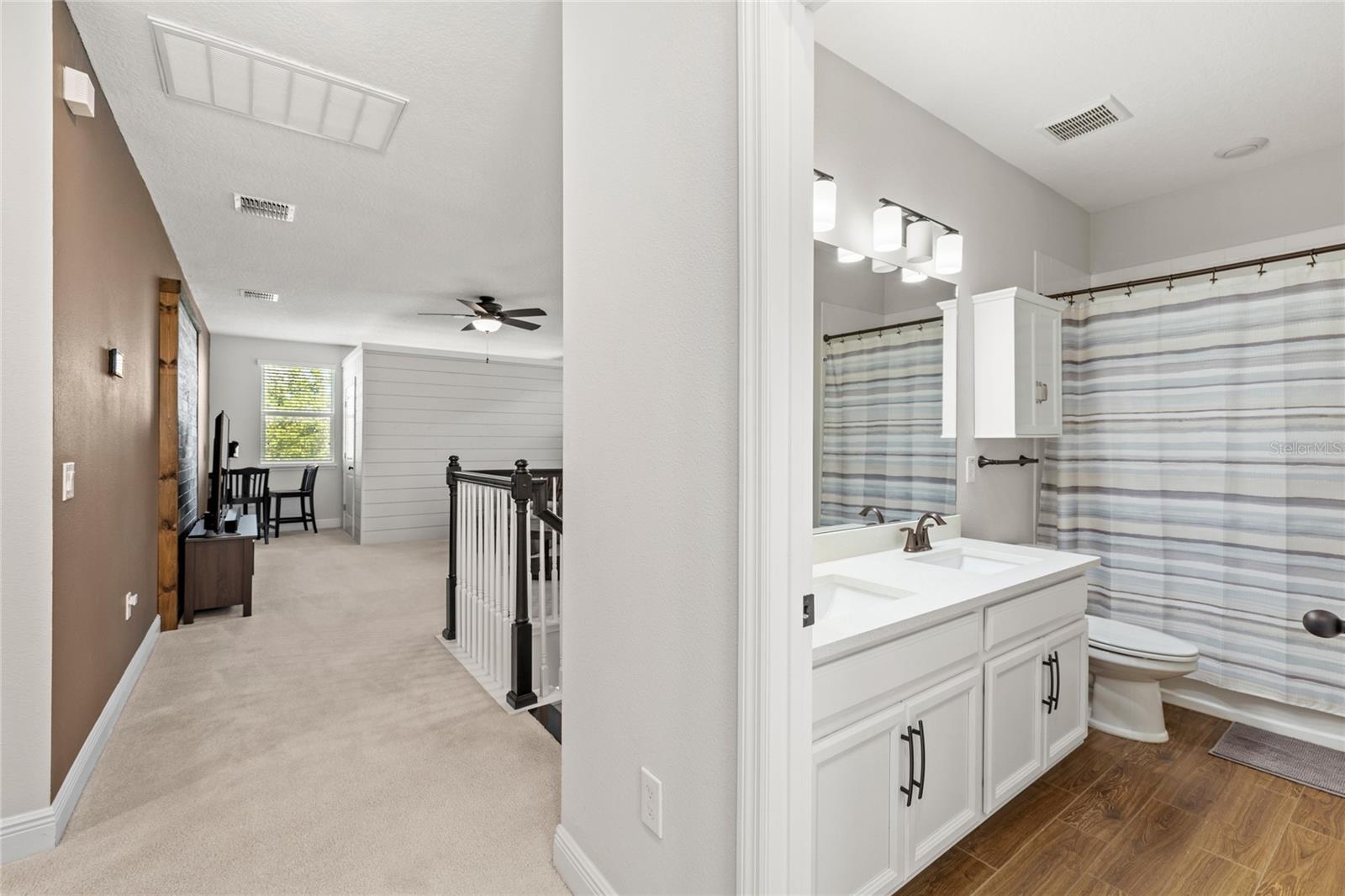 Image 37 of 55 For 14673 Glade Hill Park Way