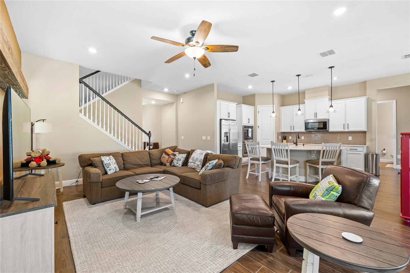 Image 8 of 55 For 14673 Glade Hill Park Way