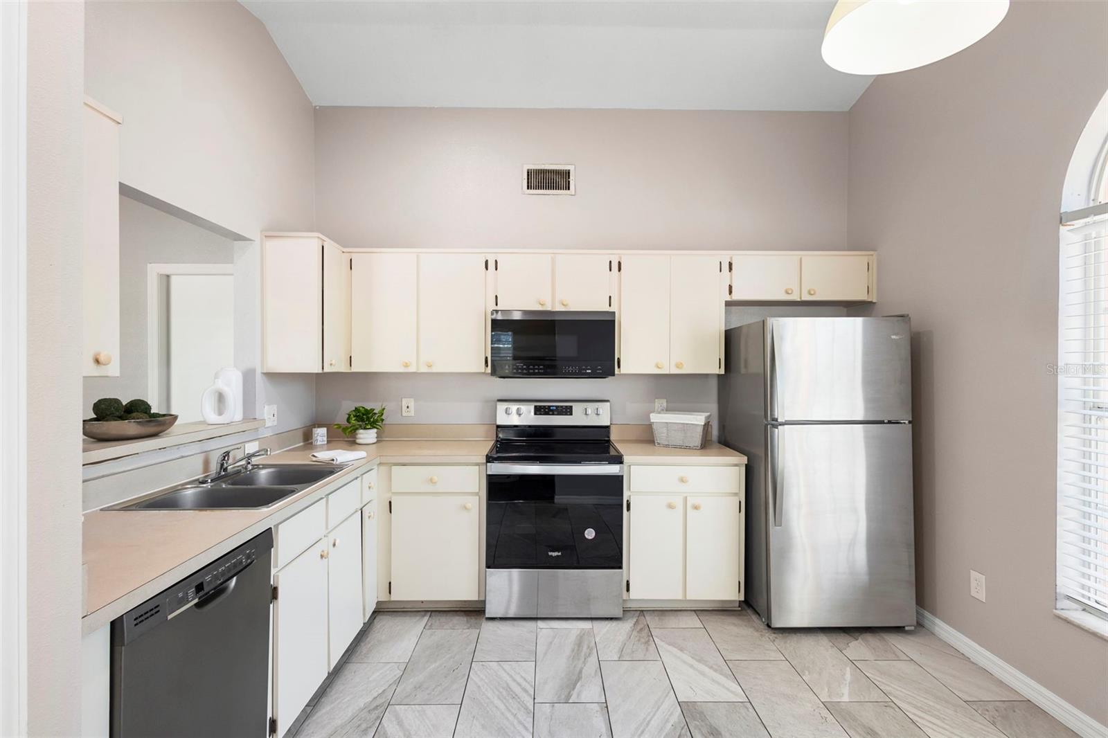 Image 25 of 43 For 612 Dharma Circle