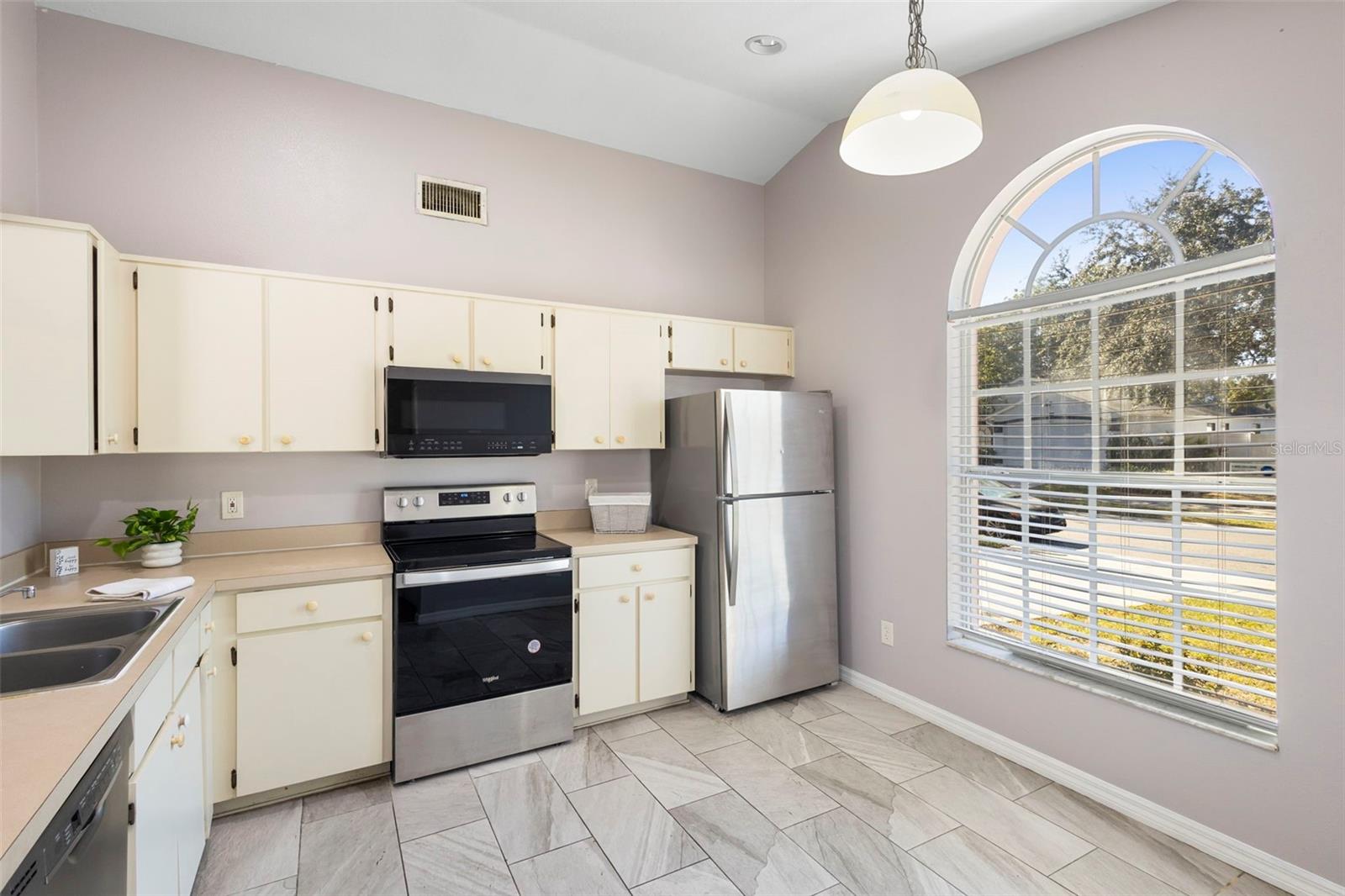 Image 26 of 43 For 612 Dharma Circle