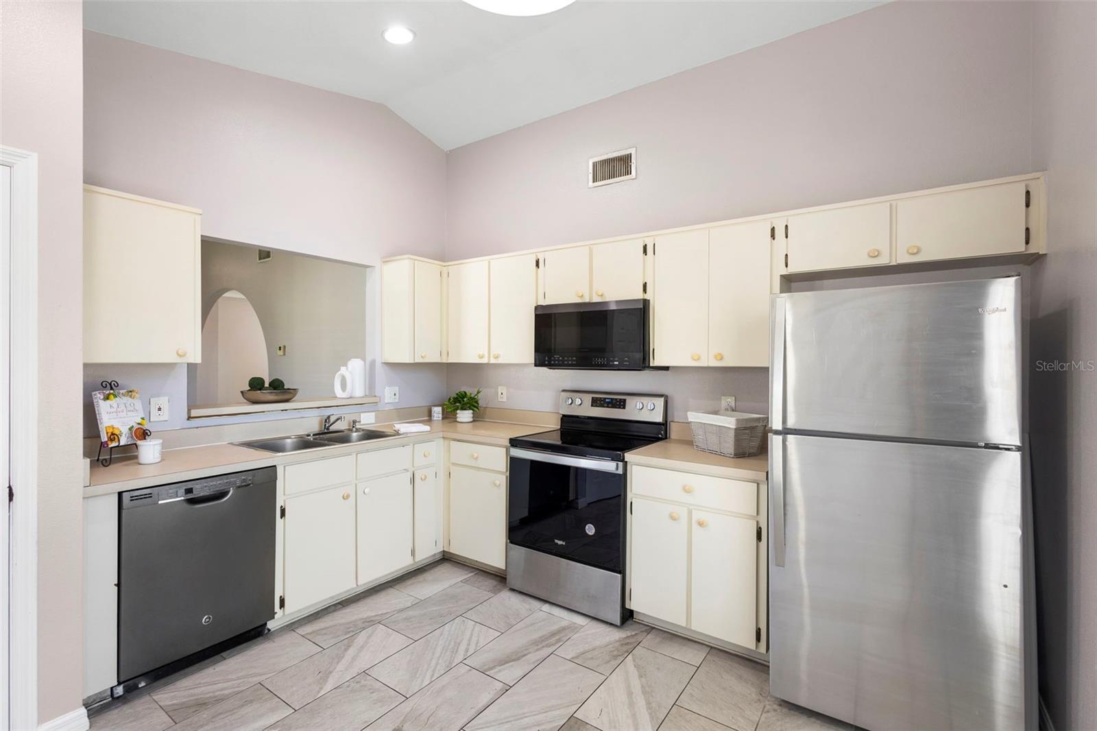 Image 27 of 43 For 612 Dharma Circle