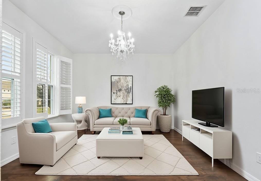 Image 18 of 98 For 780 Daisy Hill Court