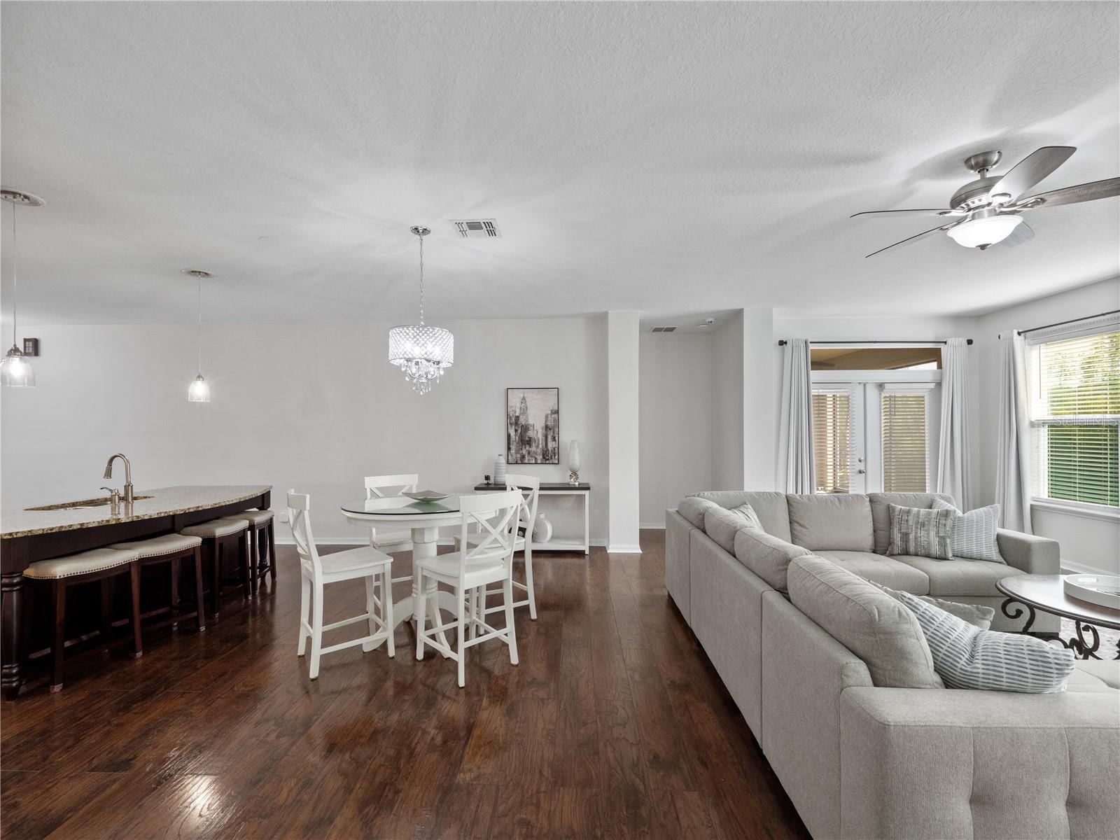 Image 35 of 98 For 780 Daisy Hill Court