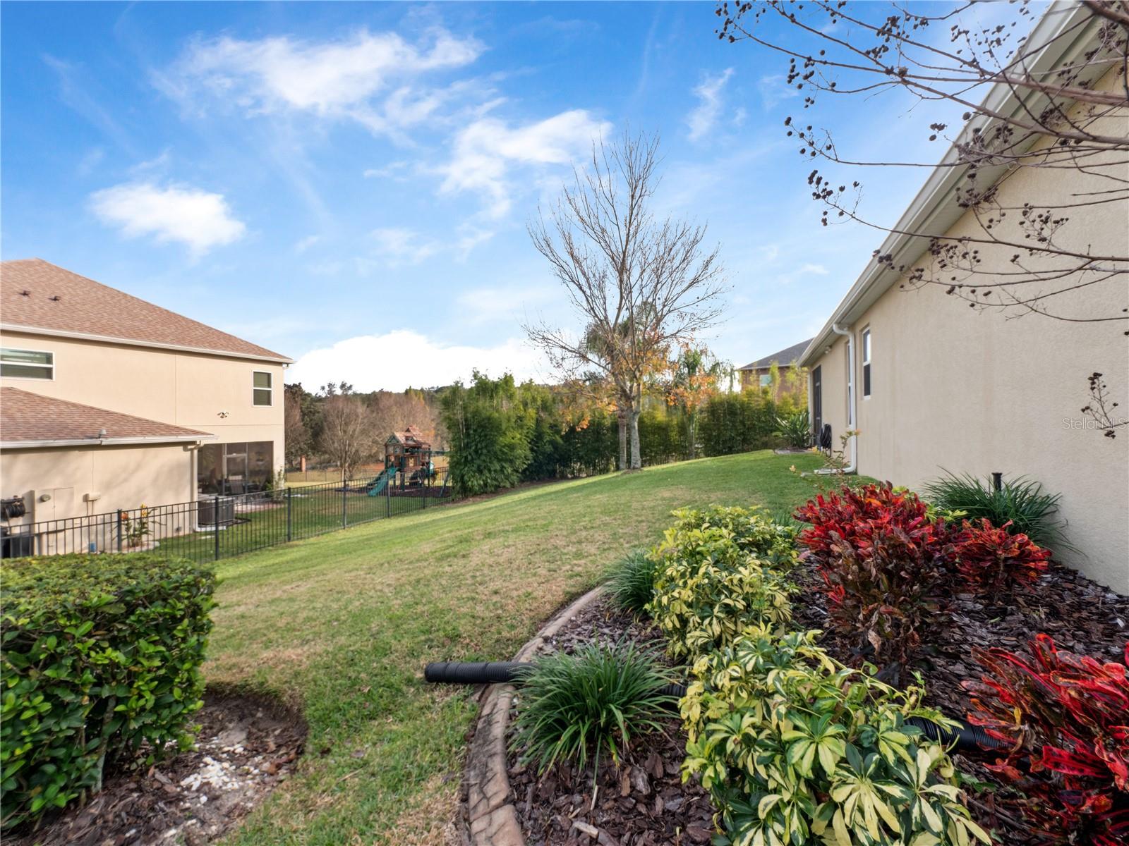 Image 71 of 98 For 780 Daisy Hill Court