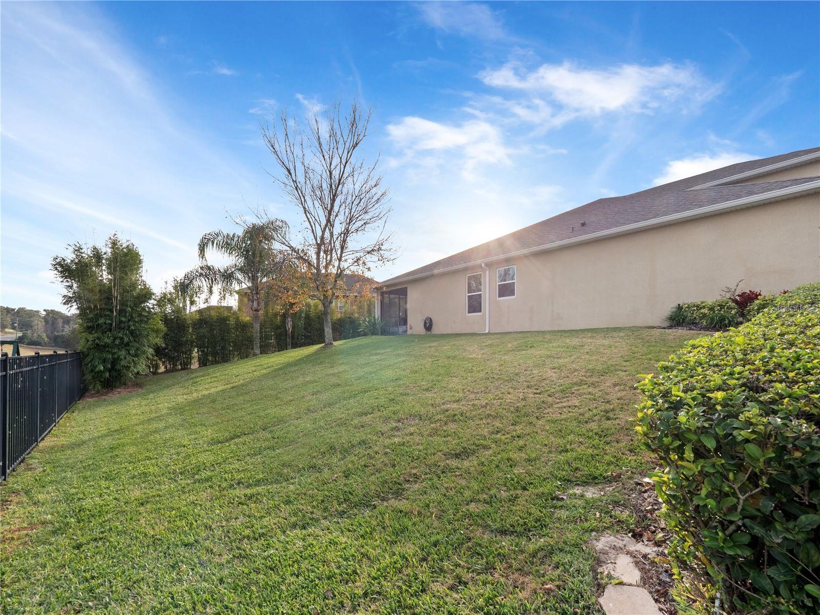 Image 72 of 98 For 780 Daisy Hill Court