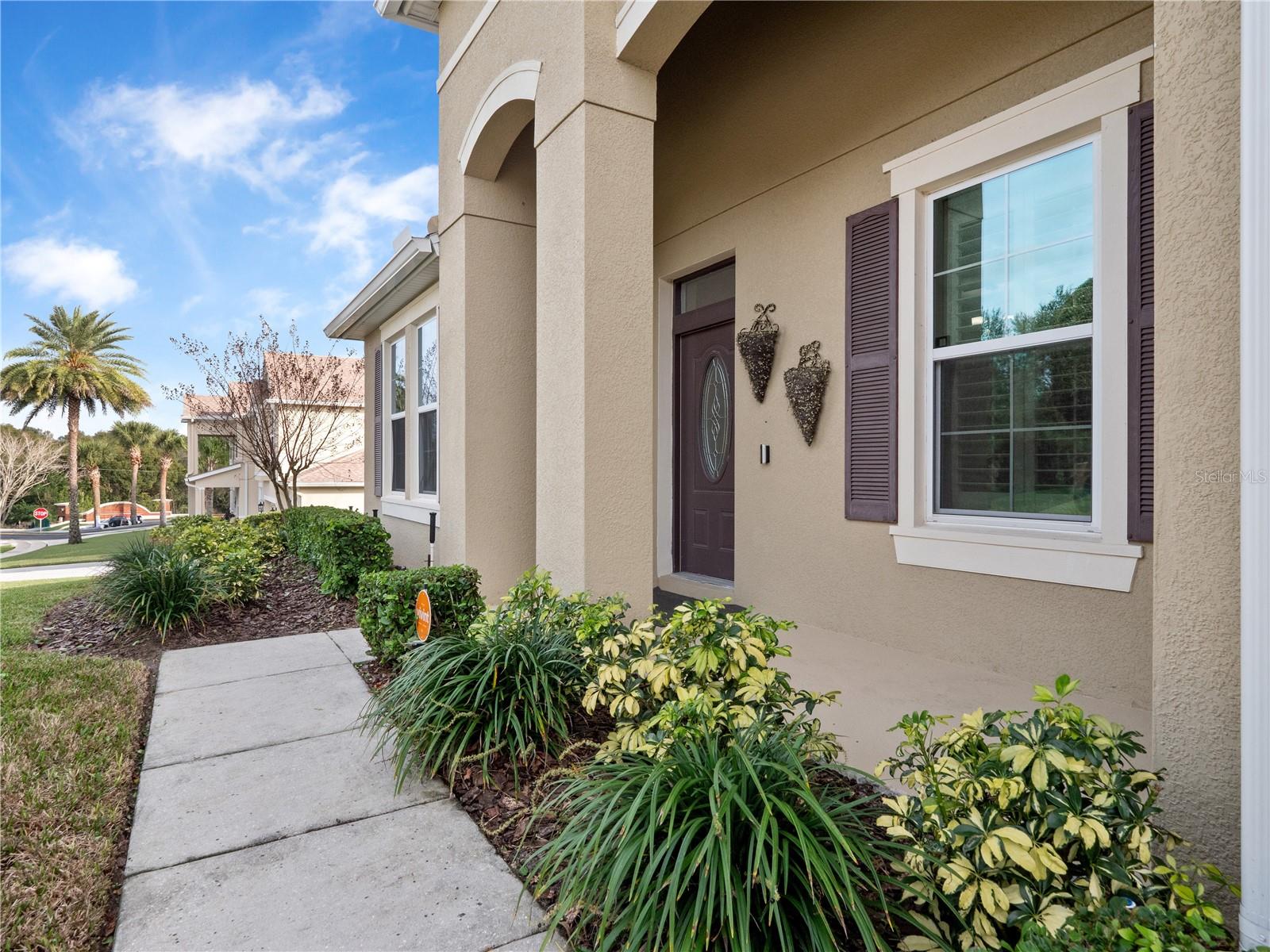 Image 9 of 98 For 780 Daisy Hill Court