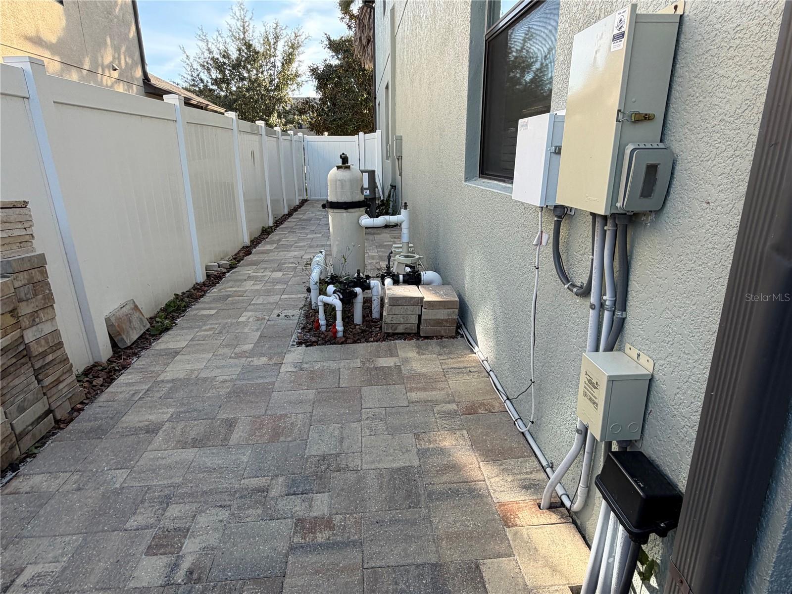 Image 32 of 33 For 2069 Nerva Road