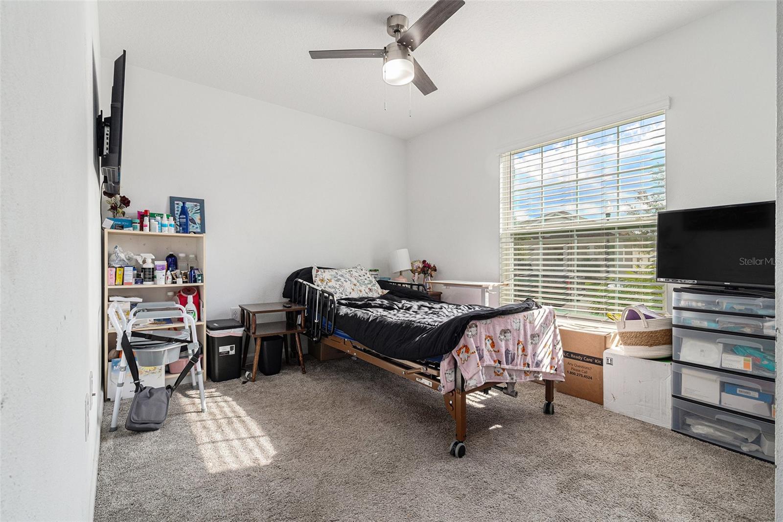 Image 22 of 31 For 212 Pineywoods Street