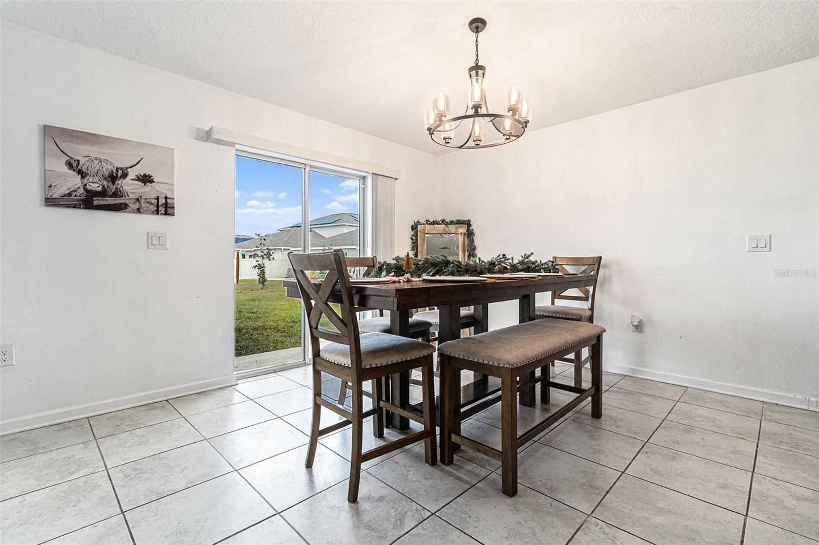 Image 7 of 31 For 212 Pineywoods Street