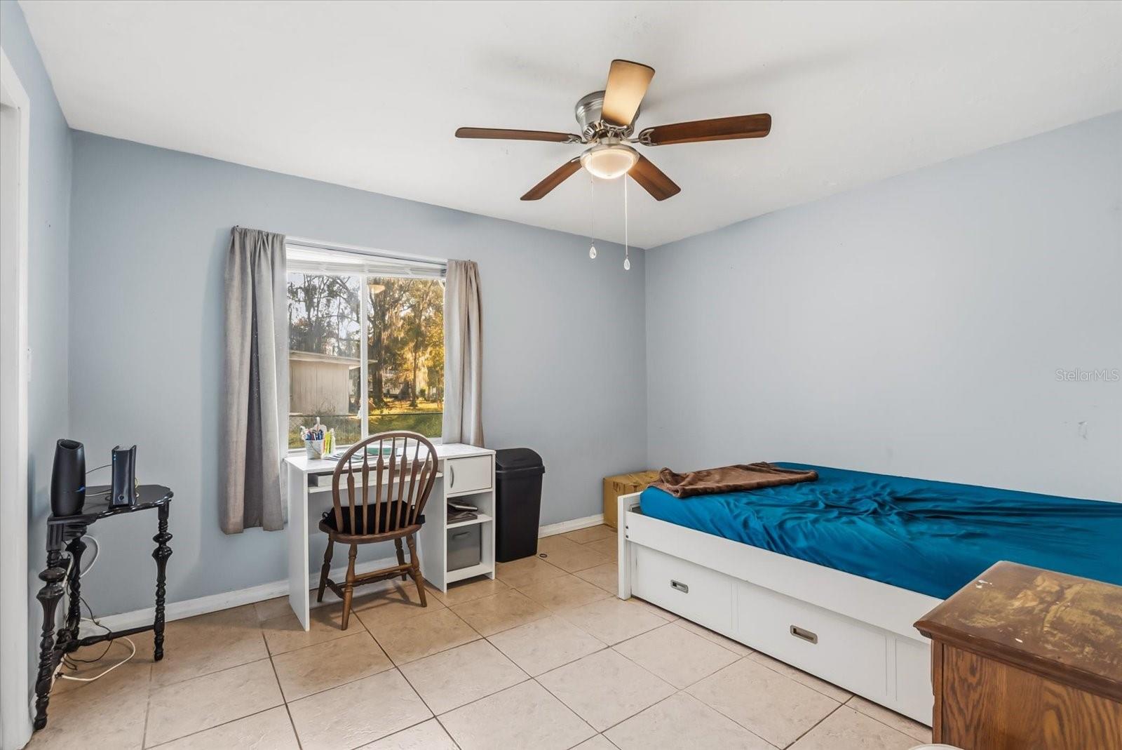 Image 10 of 17 For 418 Glenn Road