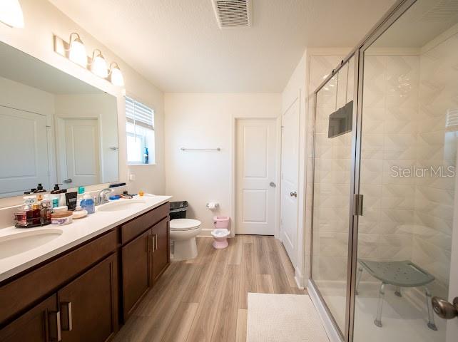 Image 32 of 72 For 16301 Sanctuary Reserve Loop