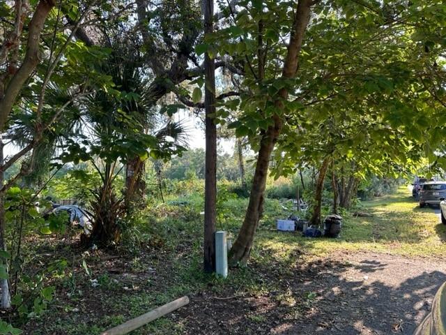 Image 11 of 13 For 10207 Pike Drive